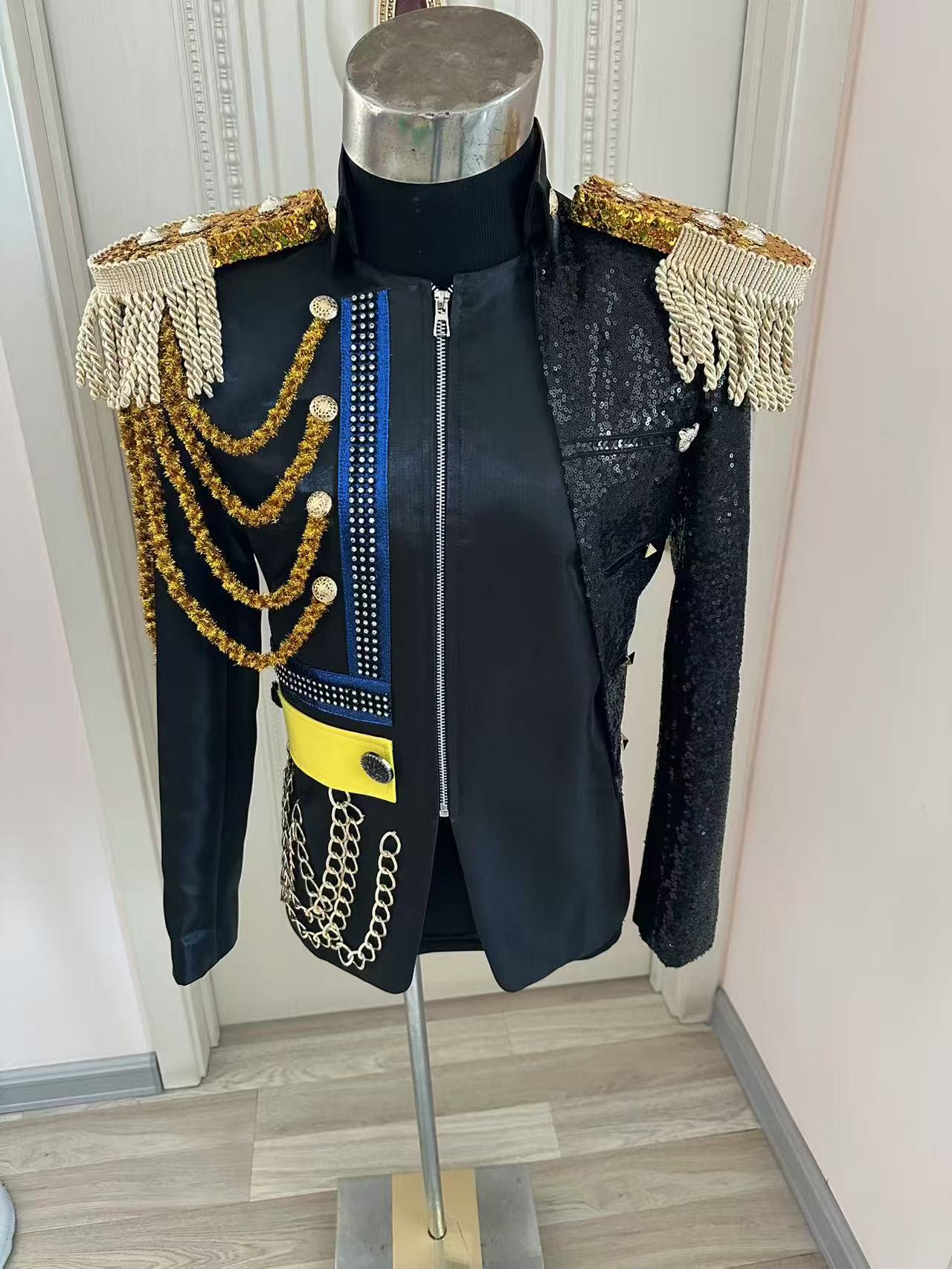 เสื้อแจ็คเก็ตชายพู่ห้อยสไตล์รอ - Men Formal Wear Dress บทวิจารณ์และราคา