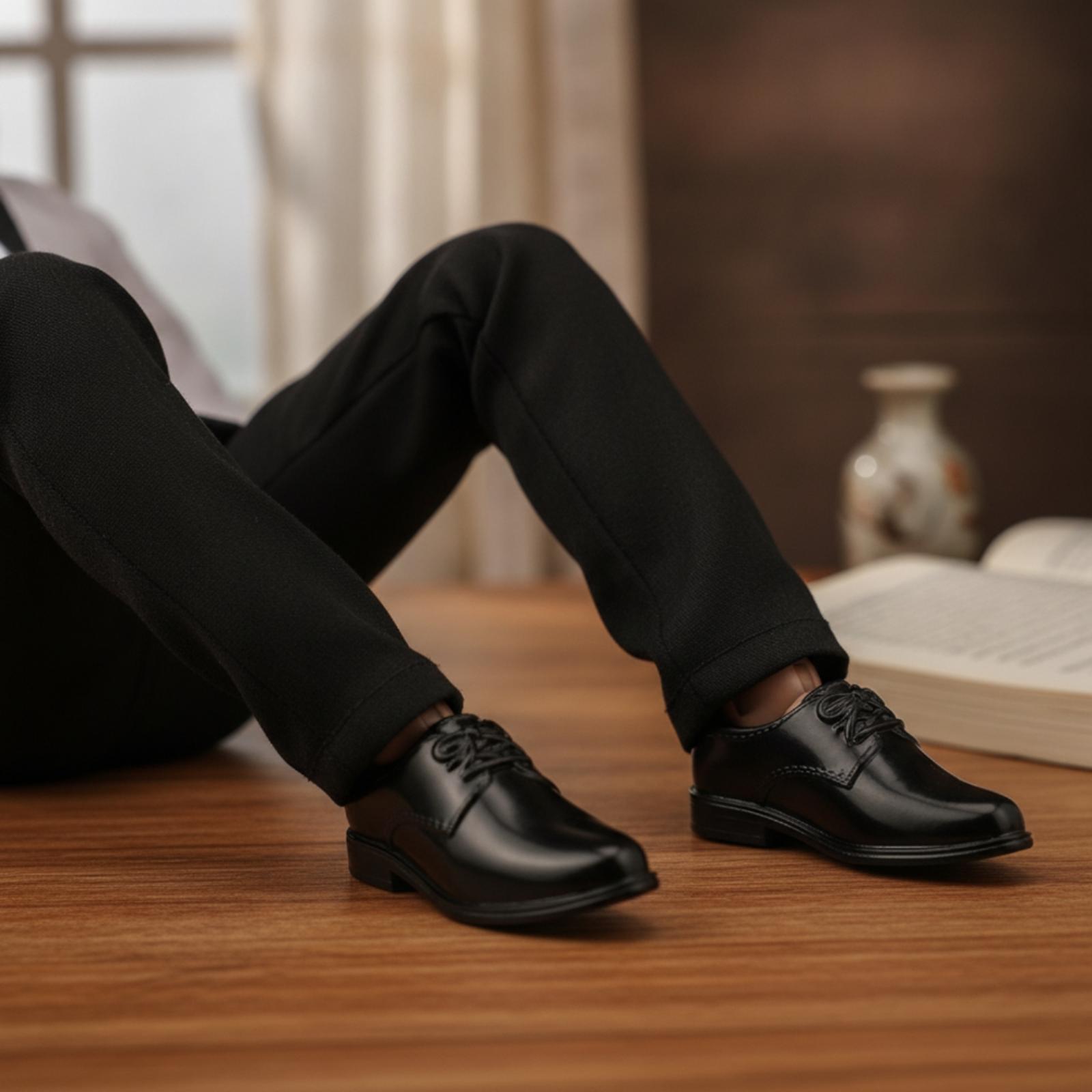 รองเท้าส้นเตี้ยสำหรับผู้ชายแบบ - Scale - Men Formals & Ethnic Wear บทวิจารณ์และราคา